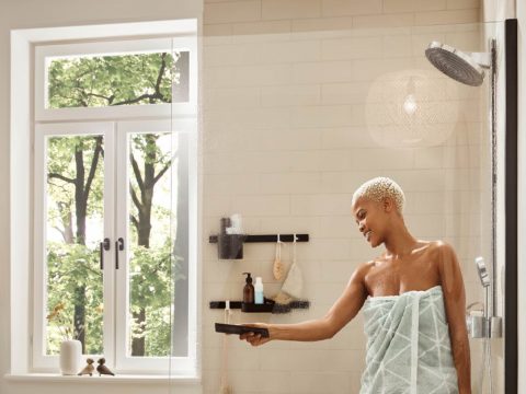 Hansgrohe presenta WallStoris, la nueva línea de accesorios para el almacenamiento en el baño