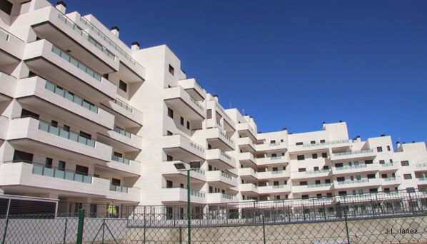 Las fachadas y tabiques cerámicos ahorran energía en viviendas con sellos de sostenibilidad y Passivhaus