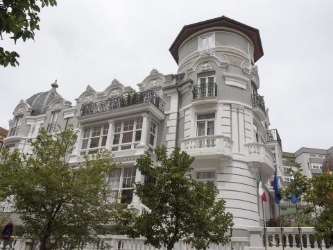 Las piezas de Bathco se cuelan en las habitaciones del Hotel Sol Boutique