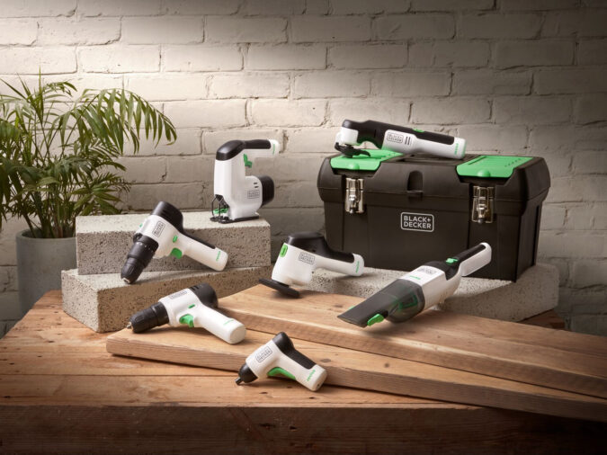 Stanley Black&Decker y Eastman se asocian para crear reviva™ herramientas eléctricas con un enfoque sostenible