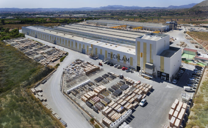 Levantina Techlam elige a Sacmi como partner principal para las máquinas térmicas