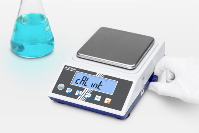 Kern: balanzas de laboratorio y software EasyTouch en el pabellón B2 de Analytica