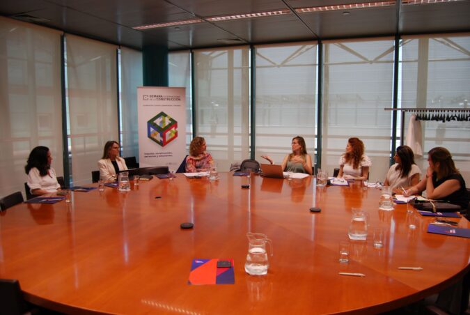 CONSTRUTEC e iRehabitae organizan la Mesa de Debate de Mujeres Directivas del sector de la construcción y la rehabilitación