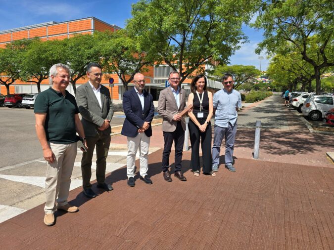 Ivace+i Innovación financia el desarrollo de un pavimento cerámico permeable que drena hasta 10.000 l/m2 de agua de lluvia