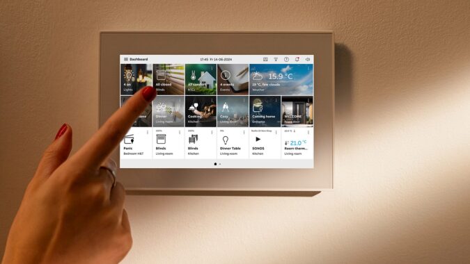 ABB presenta OneTouch 7”