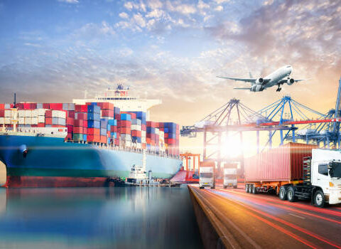 ¿Qué documentos son necesarios para el transporte internacional de mercancías?