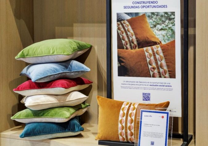 Gancedo destina el 20% de los beneficios de la venta de cojines a fundación Integra