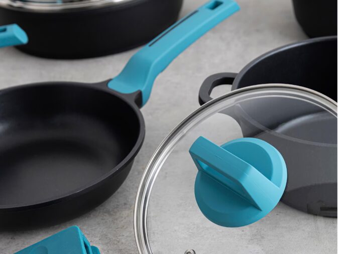 Quid lanza su última innovación: la batería CONFORT, pensada para una cocina más cómoda y resistente