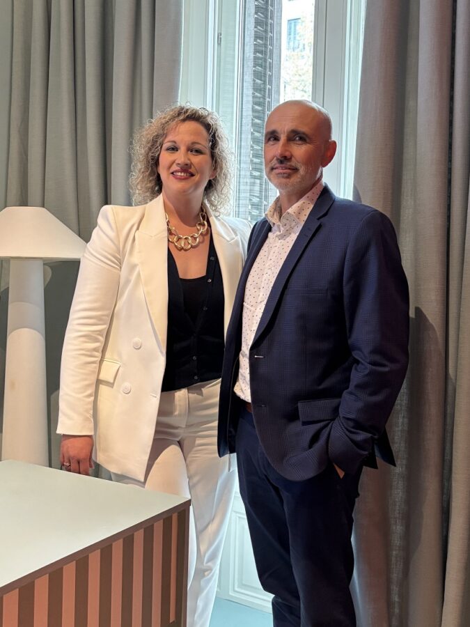 VENUX firma acuerdo con Compactos y Derivados como su distribuidor oficial en la comunidad de Madrid
