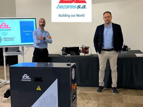 Bezares presenta sus innovaciones en la Convención Renault Trucks 2025