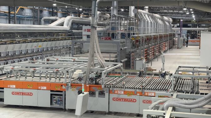 Cerámica Alberdi kickstarts a new ceramic manufacturing era with Sacmi Continua+