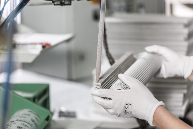 Elementos filtrantes Stauff resistentes al amoníaco para sistemas hidráulicos