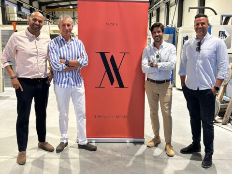Venux materializa su colaboración con GMC Marbrerie Pitie en Francia