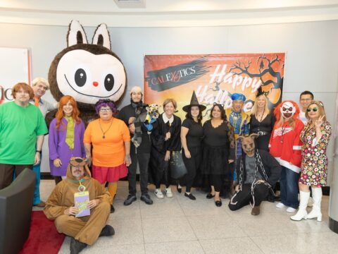 CalExotics celebra Halloween felicitando a todos sus partners