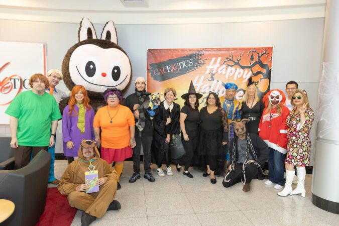 CalExotics celebra Halloween felicitando a todos sus partners