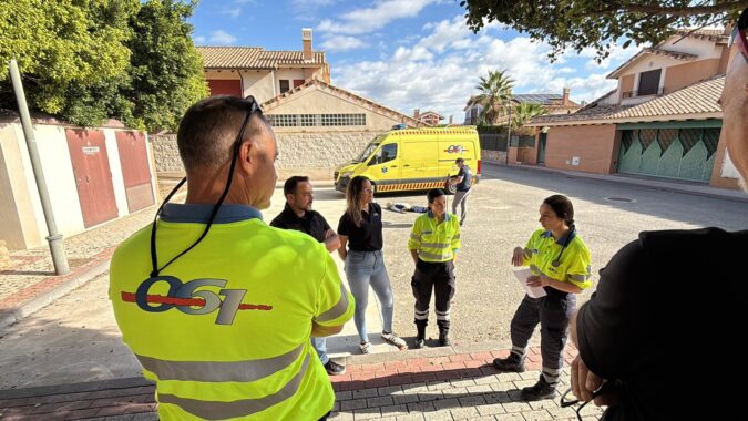 El 061 de Murcia despliega formación en realidad virtual para mejorar la atención ante paradas cardíacas