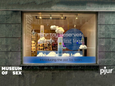 pjur ilumina Nueva York con su nueva campaña invernal en el Museum of Sex