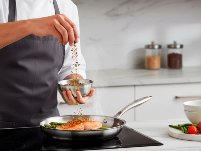 La colección de sartenes que querrás para tu cocina: es de Fackelmann, se llama Vita3 y está hecha con acero inoxidable Triply