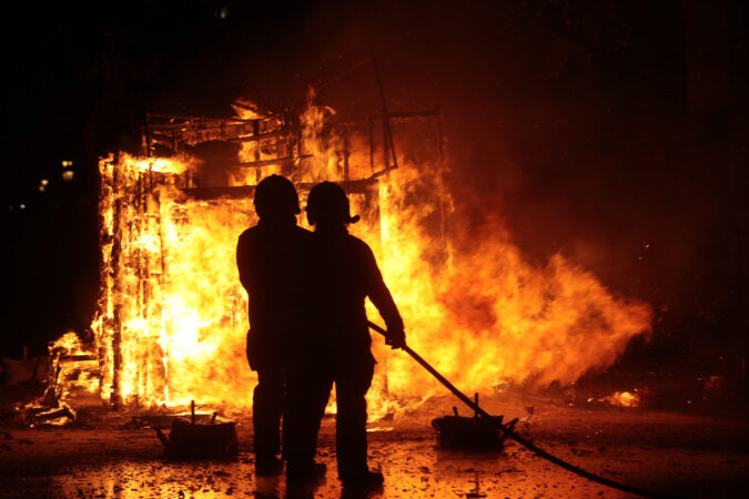 Más de 300 bomberos conforman el dispositivo especial para la Nit de la Cremà de las Fallas 2026