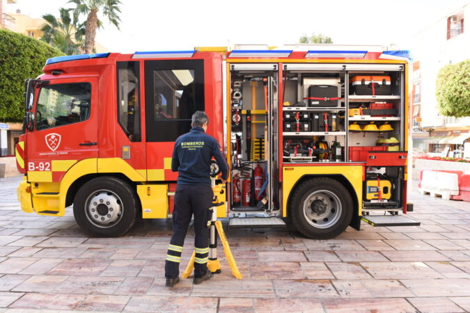 El Ayuntamiento de Málaga destina más de 720.000 euros a equipos de protección para Bomberos