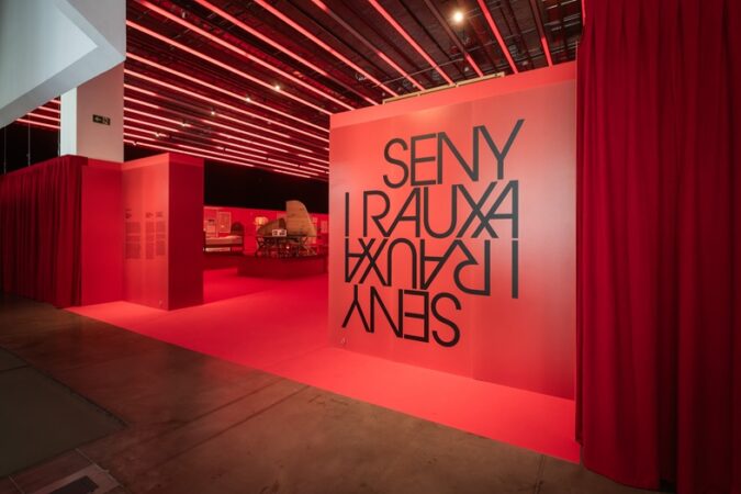 Iris Ceramica Group partner oficial de la exposición “Seny i rauxa. Noticia de la arquitectura catalana”