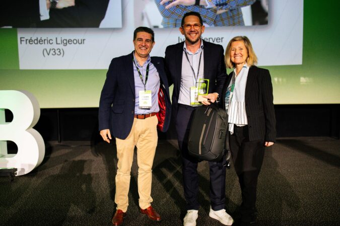 Iván Server de Rolser recibe el Premio Compromiso de AFEB por su implicación en el desarrollo del sector
