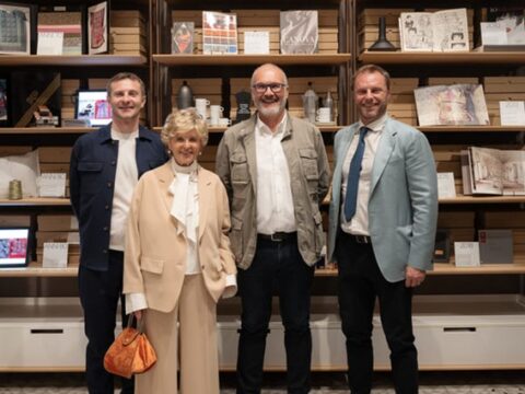 Una historia tejida a través del tiempo: Fazzini celebra 50 años en la Semana del Diseño de Milán