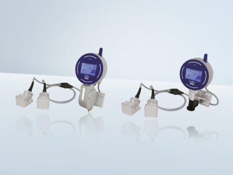 Caudalímetro ultrasónico clamp-on ClampSonic™4 de Wika para medir sin contacto líquidos de proceso