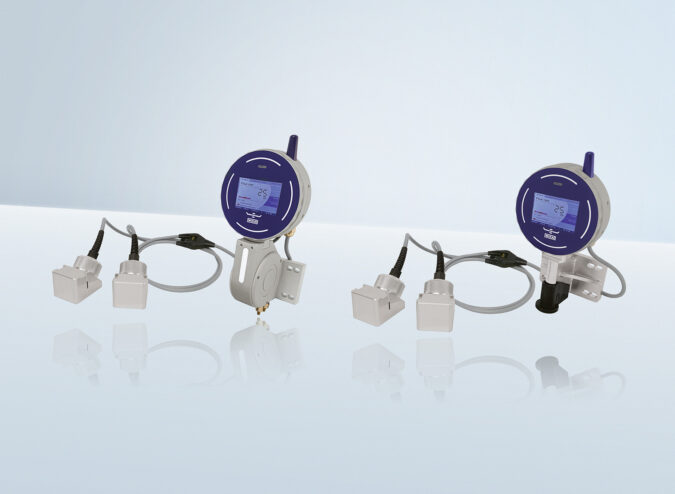 Caudalímetro ultrasónico clamp-on ClampSonic™4 de Wika para medir sin contacto líquidos de proceso