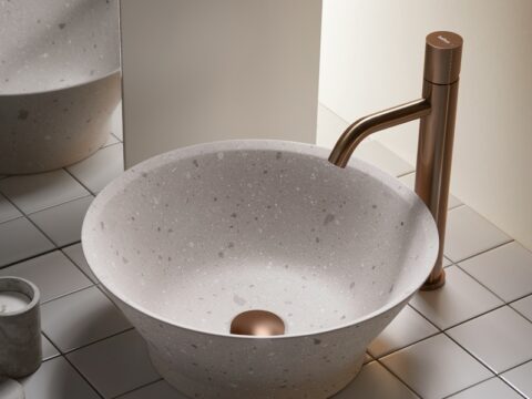 La apariencia de la roca llevada al lavabo por Bathco