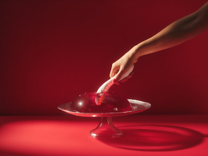 LELO presenta MONA™ Spectra, la unión perfecta de bienestar íntimo y tecnología LED
