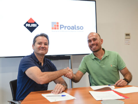 RUBI y PROALSO celebran 25 años de colaboración con la renovación de su convenio