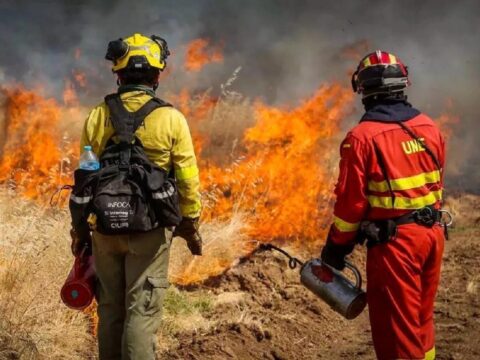 La UME se incorpora al dispositivo de extinción del incendio de Girona