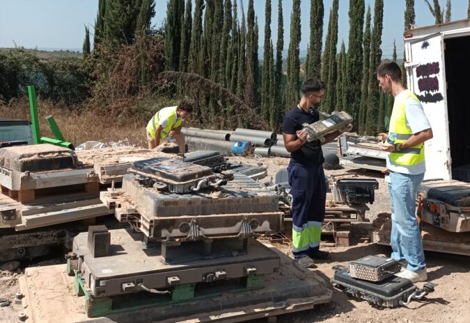 Proyecto para transformar residuos tecnológicos de las baterías de litio en nuevos recursos industriales