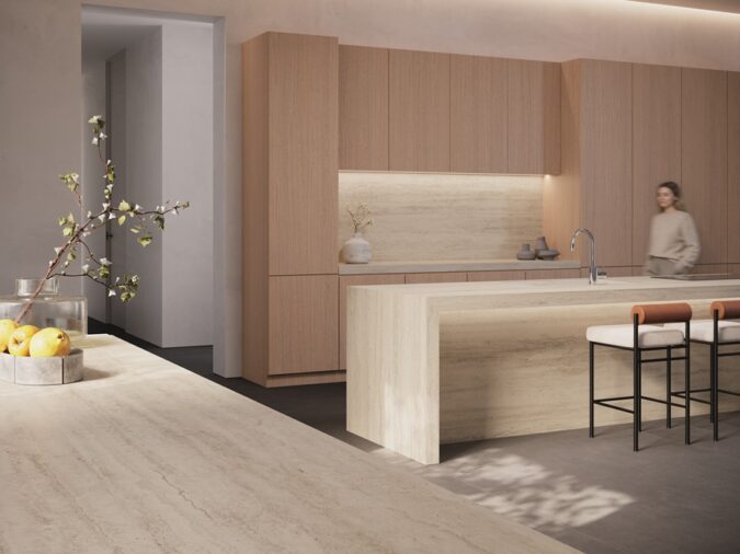 VENUX presenta su interpretación del Travertino Classico
